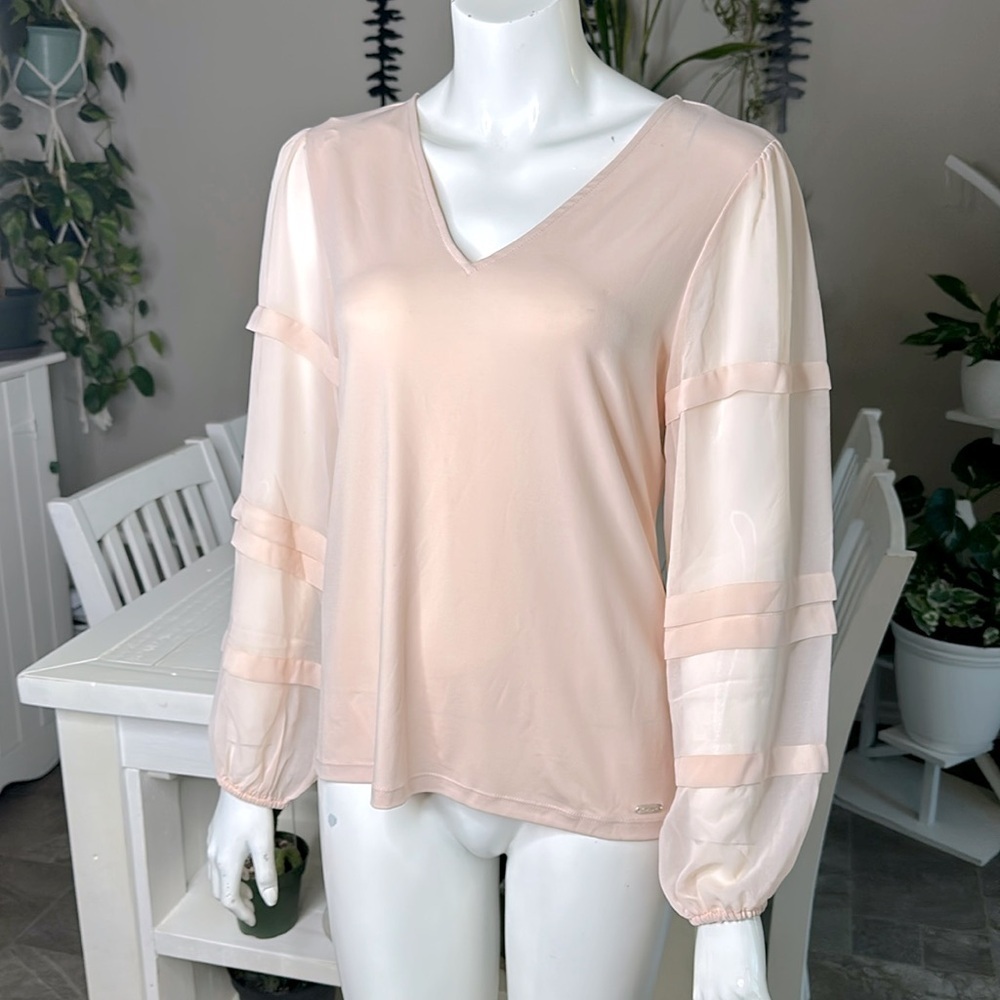 Calvin Klein size small Boho light blush blouse with balloon arms, V-neck NWOT